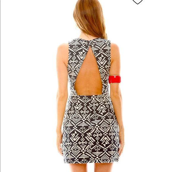 ASTR the Lable Sleeveless Dress Size Medium - Picture 4 of 12